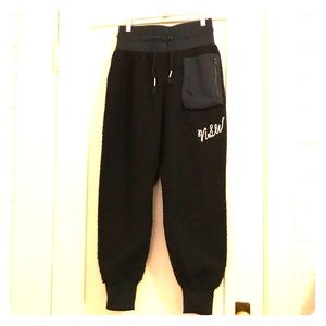 BRAND NEW Nike Sportswear sherpa joggers